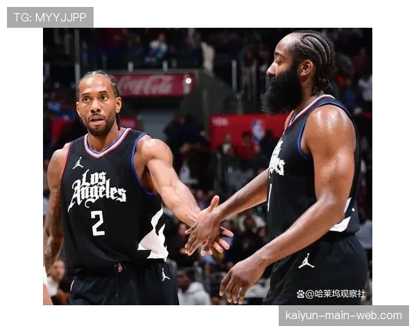 伦纳德连续高分助快船八战七胜 哈登复出在即增强火力 伦纳德连续高分助快船八战七胜 哈登复出在即增强火力