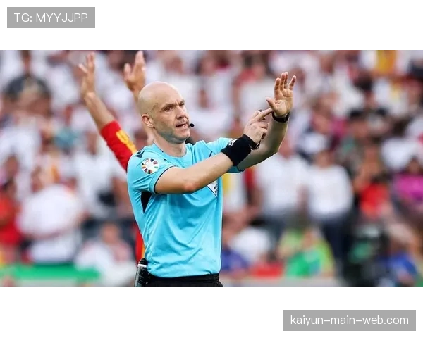 德甲裁判艾泰金承认手球判罚存在伸缩尺度 自然位置判定依赖主观判断